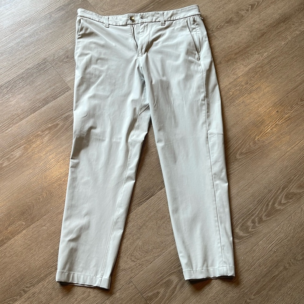 Khaki/Bone Lululemon Men’s Commission Pant Slim Warpstreme 33x30